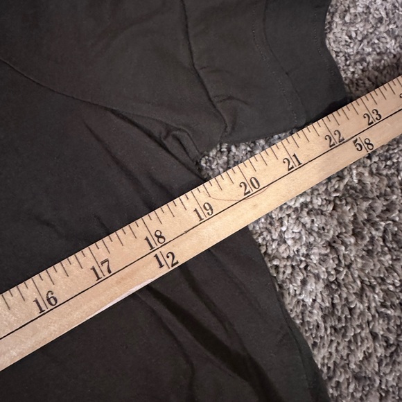 Olive green ruffle sleeve Michael Kors top. Size Large - Picture 5 of 5